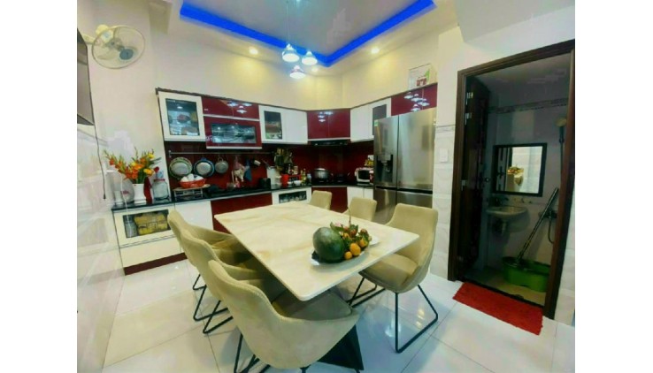 VÀI BƯỚC RA MẶT TIỀN TÂN KỲ TÂN QUÝ, HẺM 6M, 46M2, 4 TẦNG 4PN, GIÁ 5.X TỶ